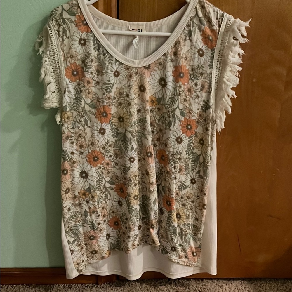 BiBi Pink and Green Ruffled Cap Sleeve Blouse